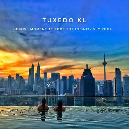 ホテルTuxedo Kl No.1 Rooftop Pool W Skyscraper Views クアラルンプール エクステリア 写真