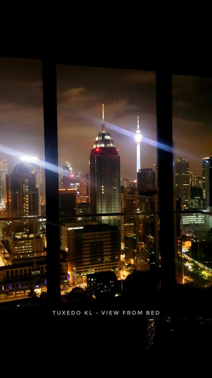 ホテルTuxedo Kl No.1 Rooftop Pool W Skyscraper Views クアラルンプール エクステリア 写真